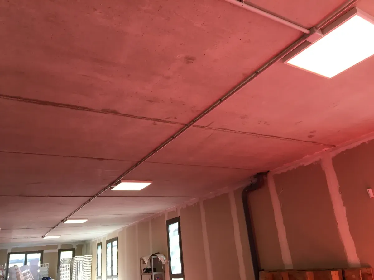 Ruban LED profile alu cuisine plafond Creil